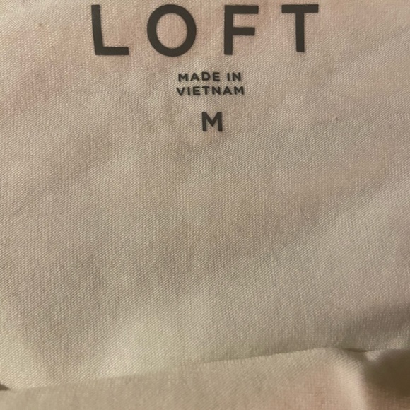 2 LOFT LINED BLACK AND WHITE SIZE MEDIUM TANK TOPS - Picture 5 of 10